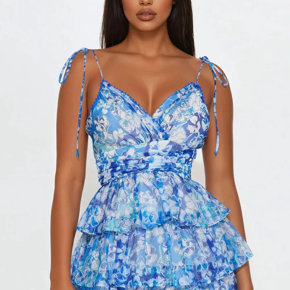 Fashion Nova Blue Floral Dress| Excellent Condition